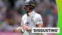 ‘One of the worst dismissals I’ve seen’ – Smith gifts wicket to Australia