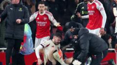 ‘Idiot’ or ‘understandable’? Martinelli apologises for pushing Bradley